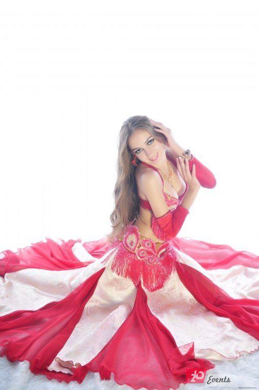 Belly dance and tabla live in the UAE
