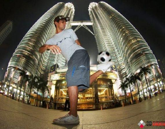 Football freestyle in Dubai
