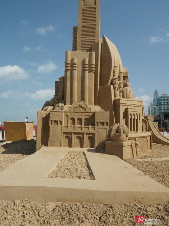 Sand sculpture in Dubai