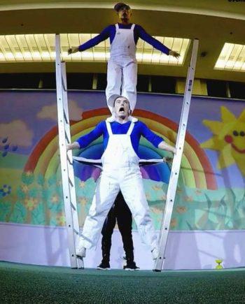 Comedy acrobats in Dubai