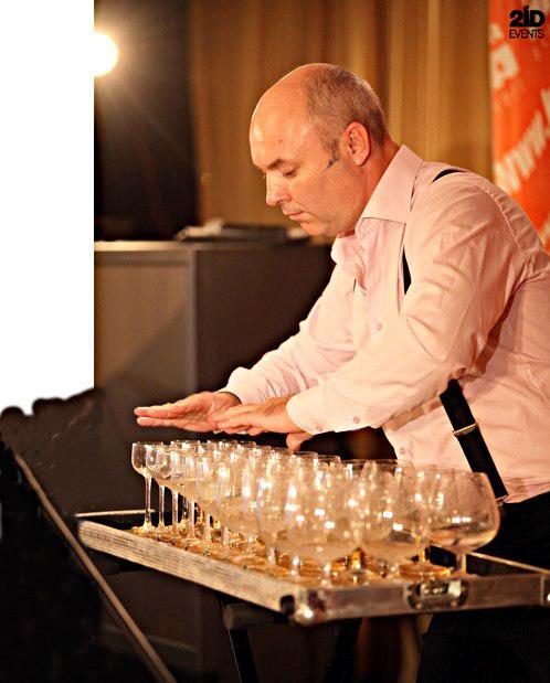 Glass Harp Player in the UAE