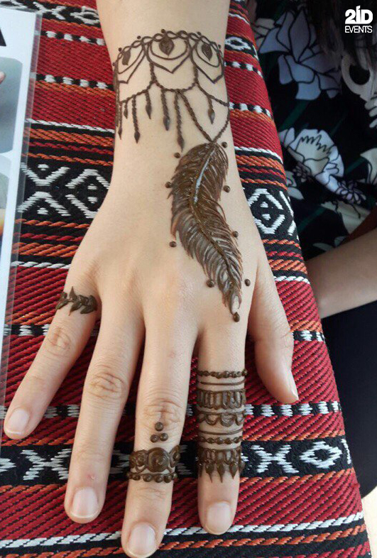 Henna Artist in Dubai