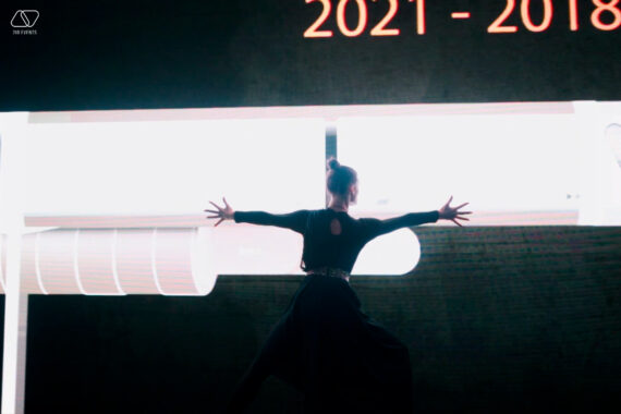 DANCE WITH VIDEO PROJECTION IN THE UAE 2 570x380 - DANCE WITH VIDEO PROJECTION IN THE UAE