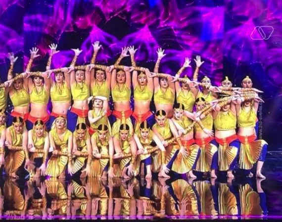 Изображение сделано 23.11.2019 в 13.58 570x448 - MESMERIZING FEMALE DANCE CREW IN DUBAI