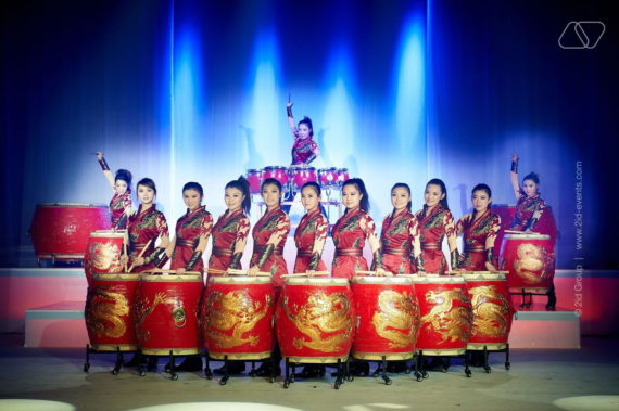 2t 570x379 - CHINESE DRUMMERS IN DUBAI