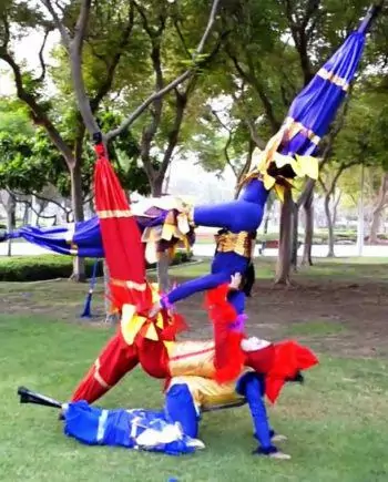 Acro-stilt performers in Dubai